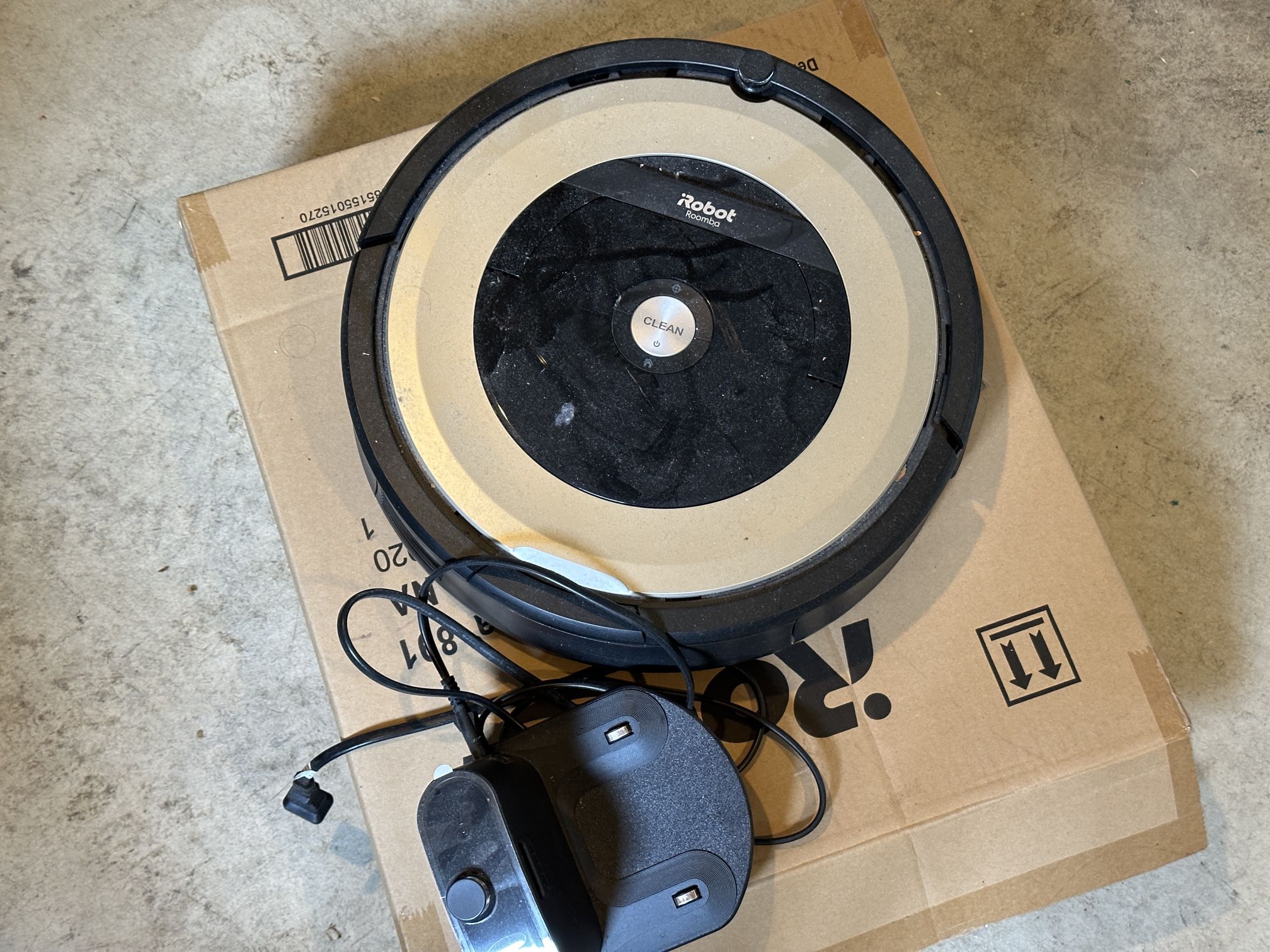 Berri Hammer bede iRobot Roomba 891 Smart Vacuum Robot for Sale in Northbrook, IL - OfferUp