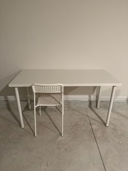 White desk
