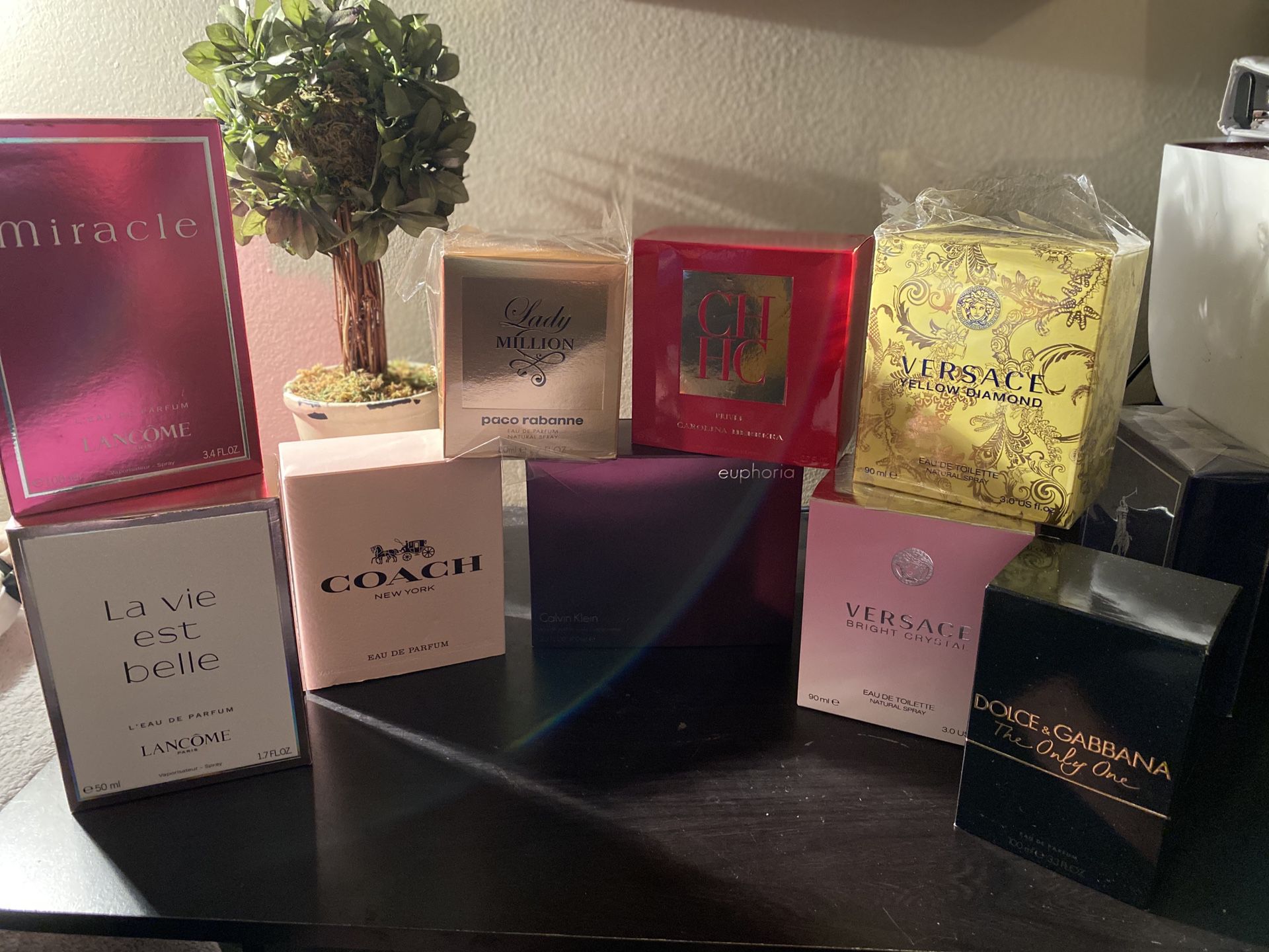 Women perfumes
