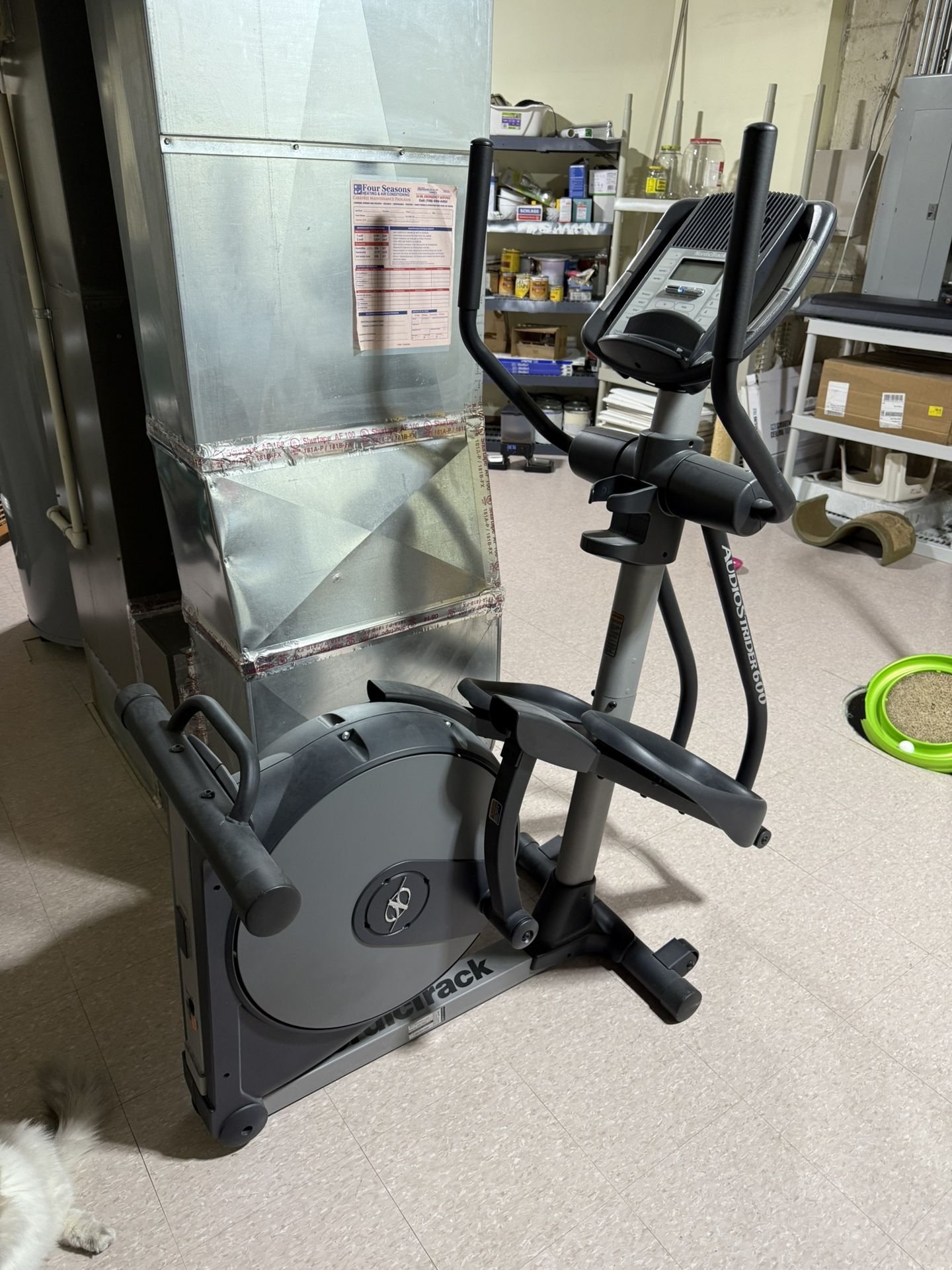 Elliptical trainer: Nordic Track