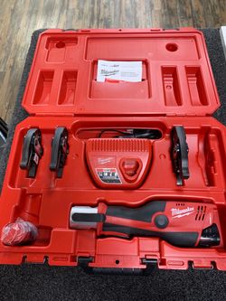 Milwaukee 2473-20 Press Tool