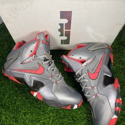 Size 9 - Nike Lebron 11 Elite Team 