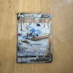 Pokemon Glaceon V and Leafeon V Evolving Skies