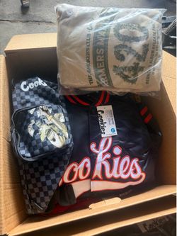 Resellers bundle cookies clothing new with tags   (new) (Read ad before messaging)