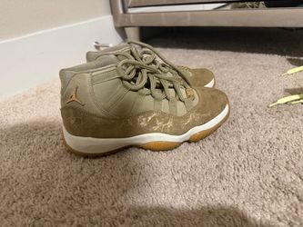Jordan 11s