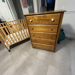Crib-mattress- Dresser