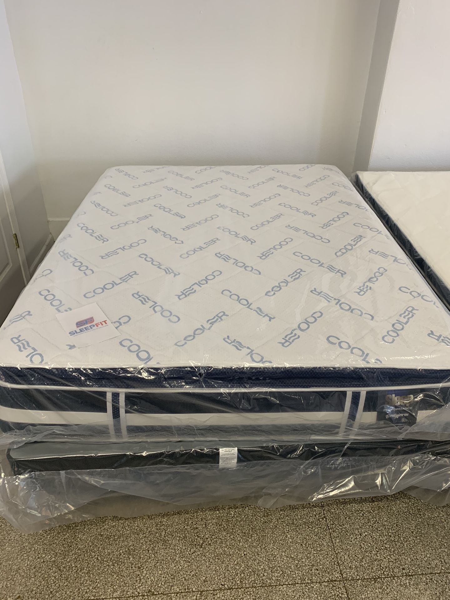Pillow top/ Euro top Mattress Brand new