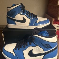 Air Jordan 1 Mid 