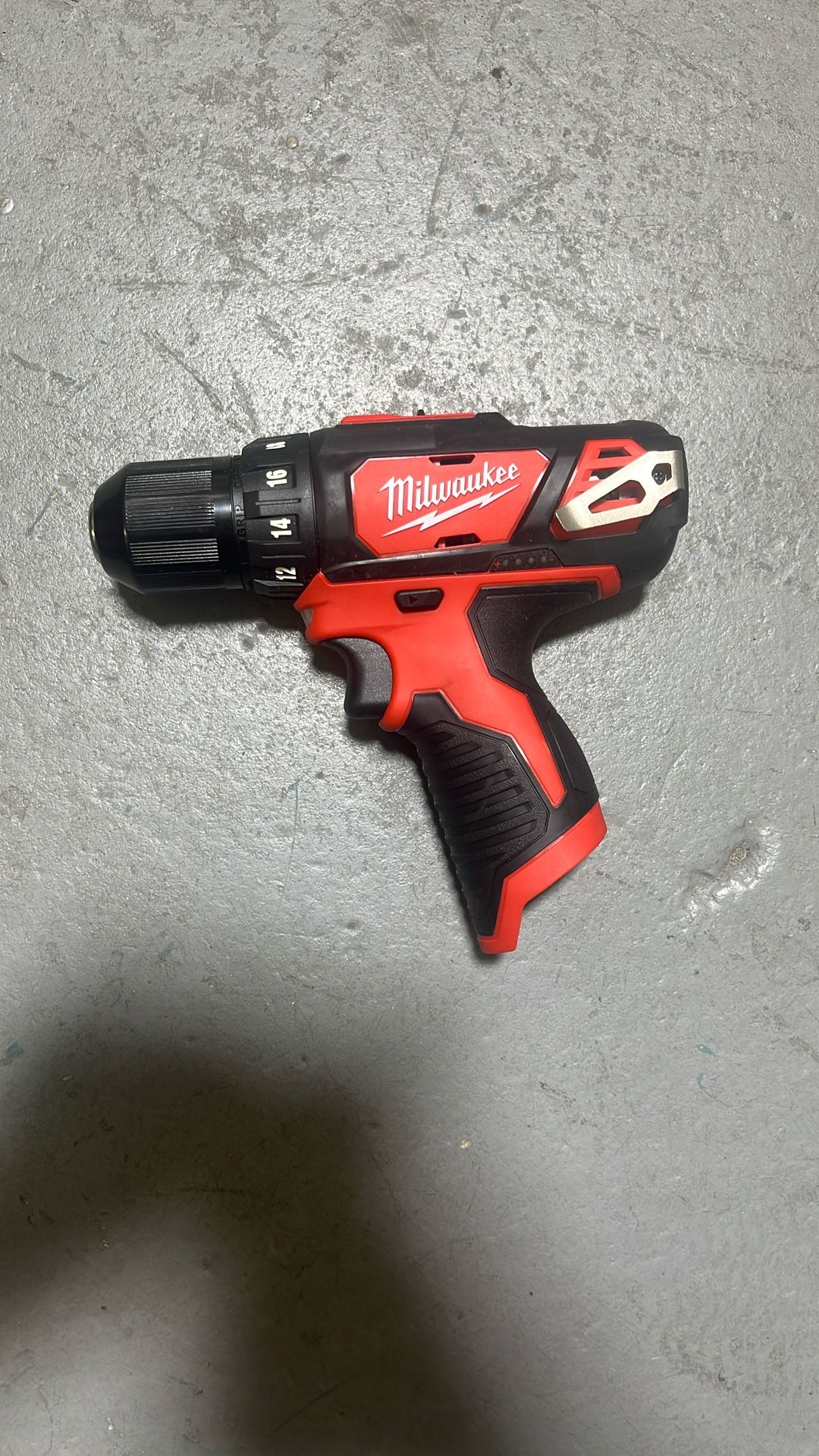 Milwaukee 2407-20 3/8” Drill/driver