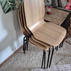 Free Table And 4 Chairs 