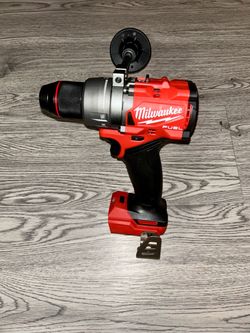 Milwaukee M18 FUEL 1/2" Hammer Drill/Driver