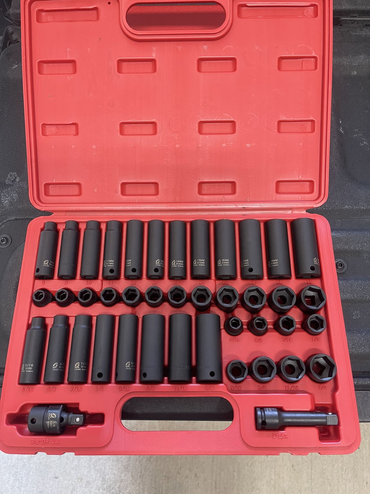 Sunex 3/8” Impact Socket Set