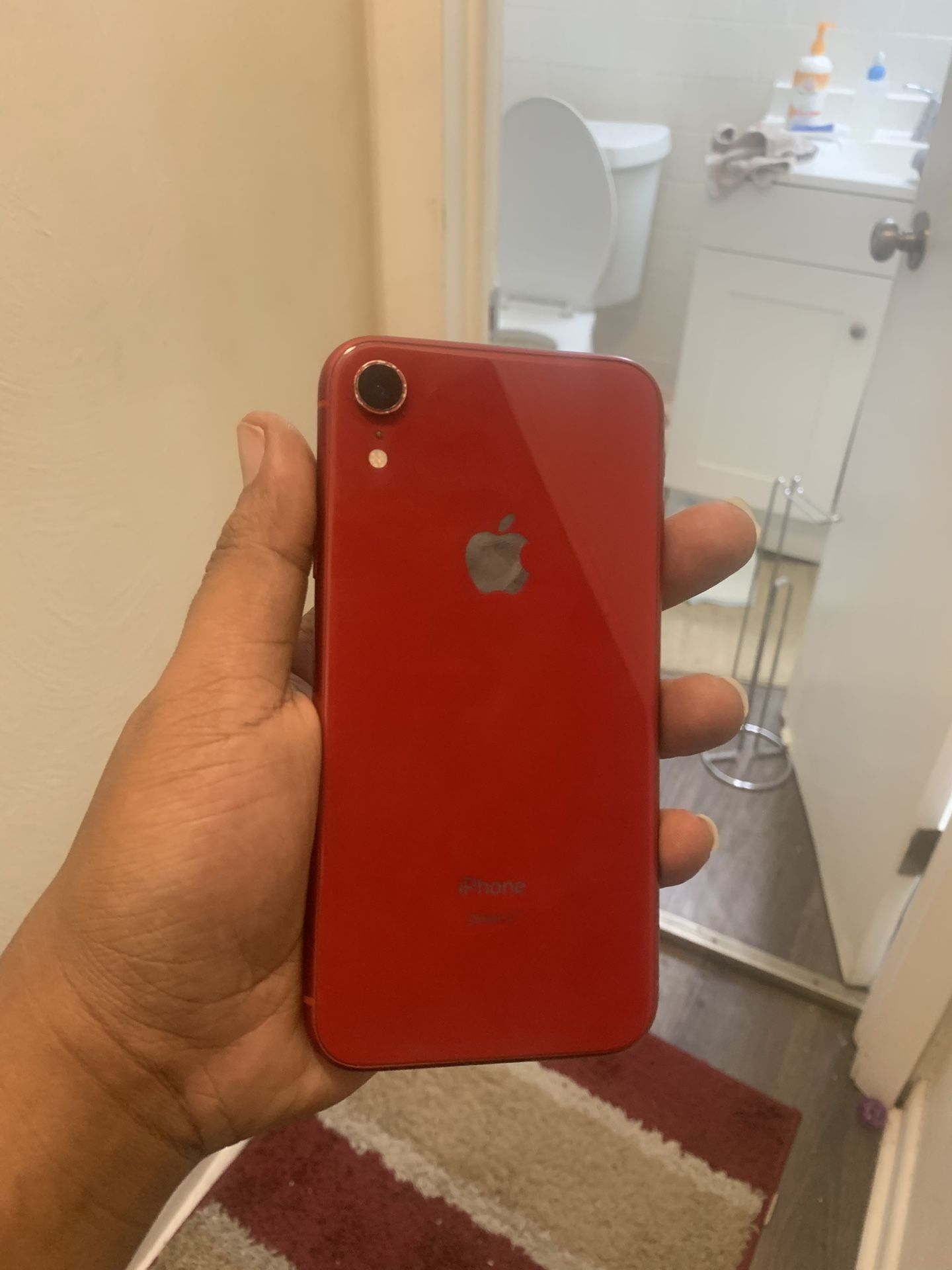 Red iPhone Xr