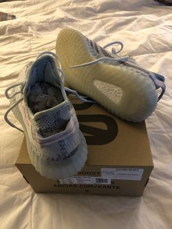 Yeezy Boost 350 V2