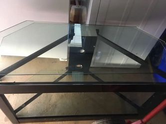 Tv stand. Holds 34” tv