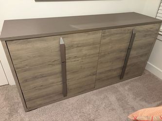 Dresser 6 drawers like new