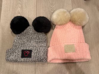 2 double pom beanies