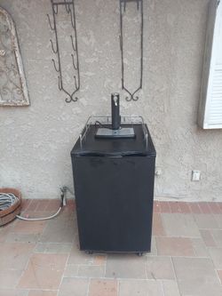 Black Kegerator Beer Dispenser on Casters