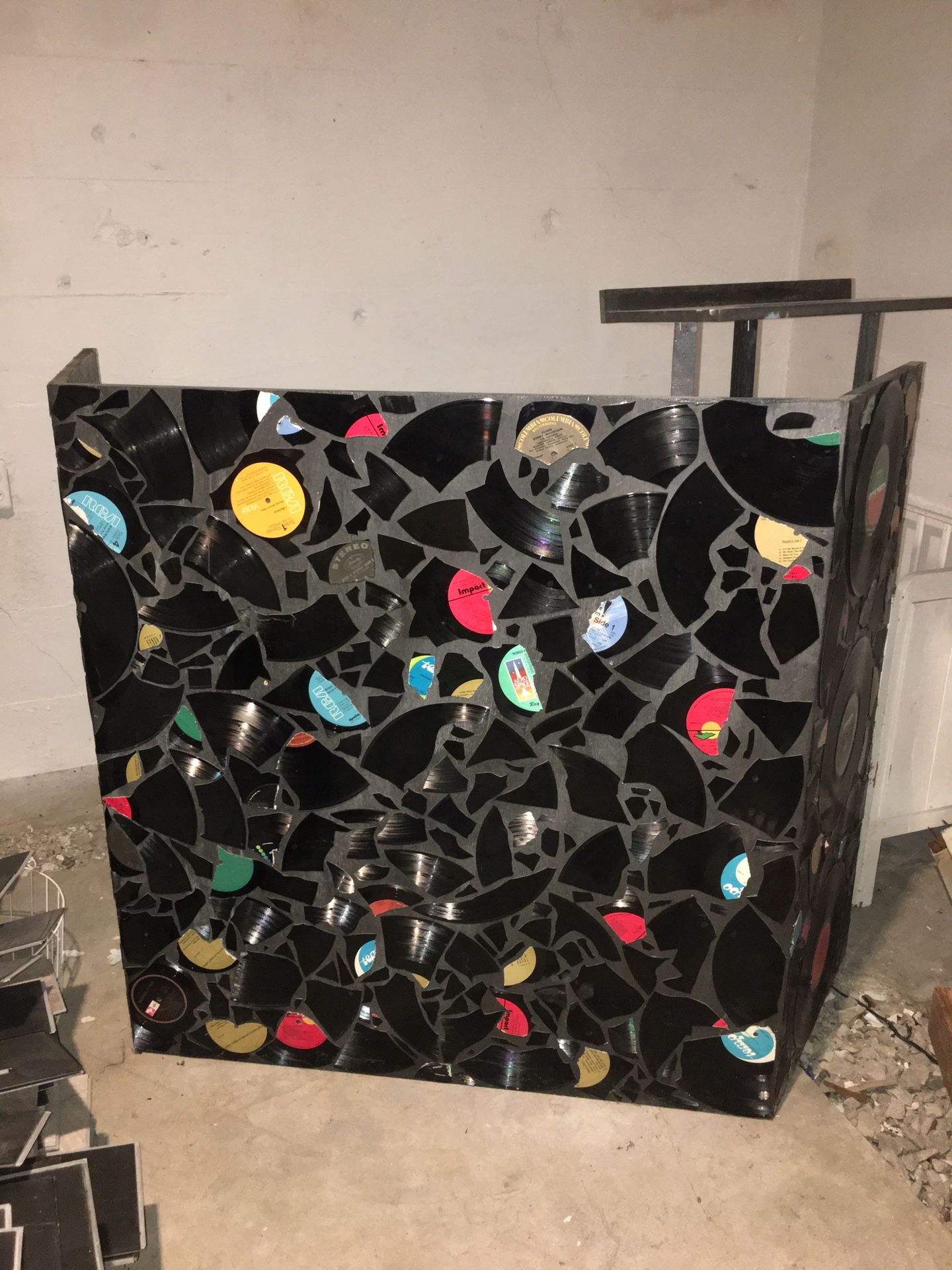 Dj Stand