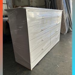 Dresser/ Eight drawers dresser