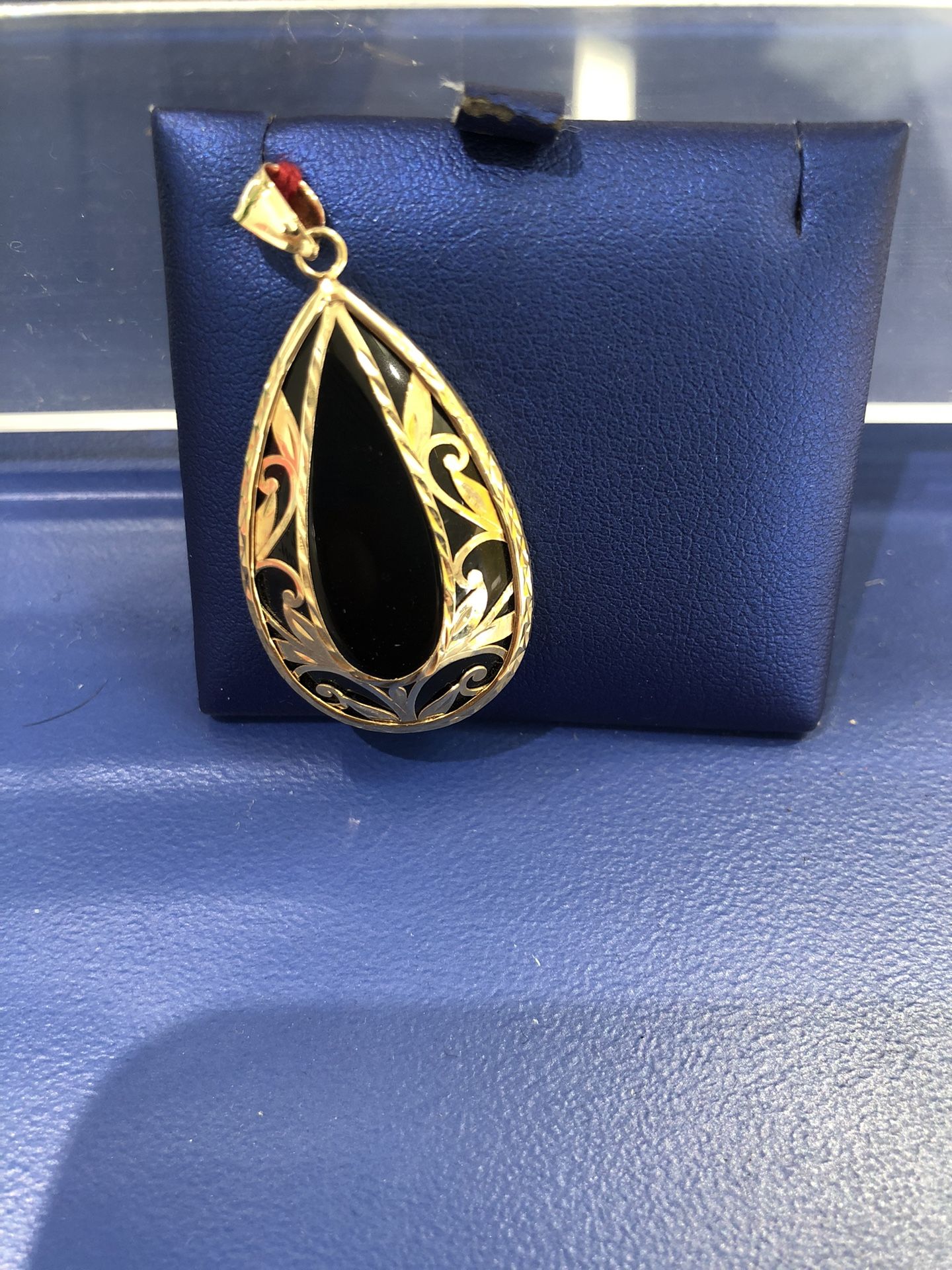 14kt Charm Black Stone