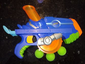 Nerf Buzzsaw Blaster w 3 ammo balls for Sale in Spring Valley CA OfferUp