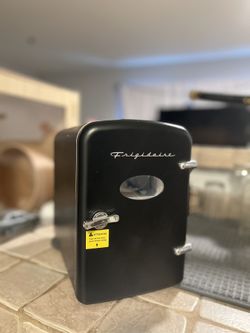 frigidaire makeup fridge