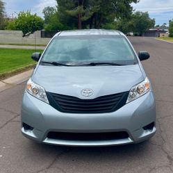 2014 Toyota Sienna