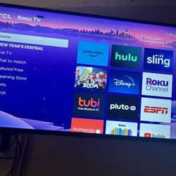 32 Inch Roku TCL FLAT SCREEN TV