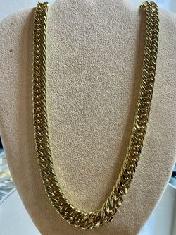 32” Long, 6 Wide: DOUBLE CUBAN BIG NECKLACE***14K Gold Plated