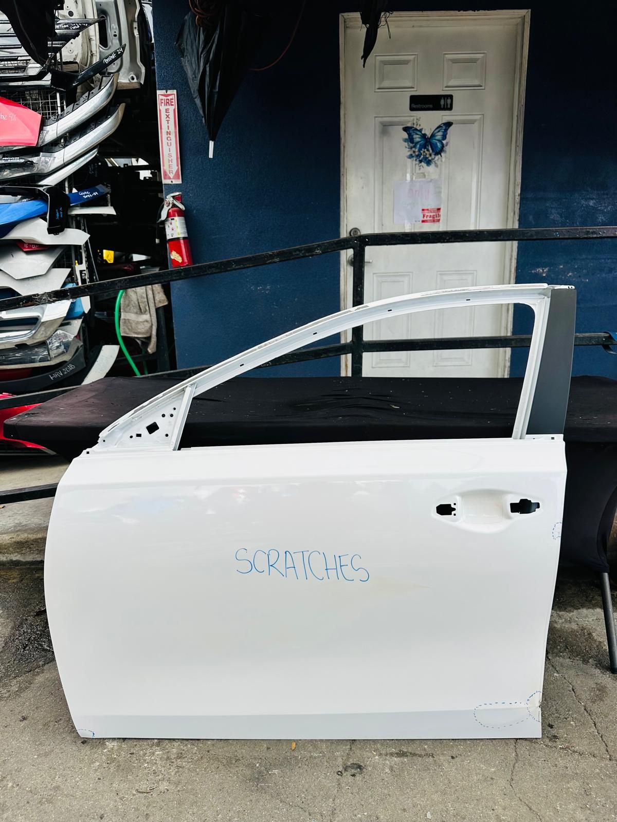 KIA FORTE 2019-2024 FRONT LEFT DRIVER SIDE DOOR OEM