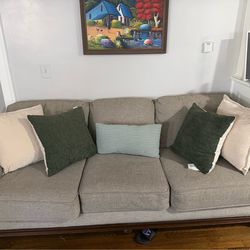 2-Piece Sofa Set (Sofa + Loveseat) – Beige Fabric with Wooden Base