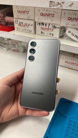 Samsung Galaxy S24 UNLOCKED 128gb