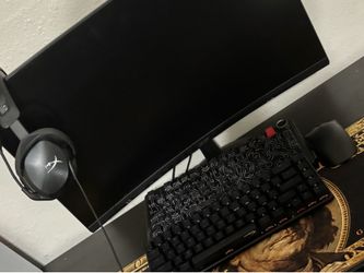 Bundle set up ( doesn’t come with desk)