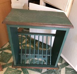 Vintage Green Wooden Plate Rack Shelf / Record (media) Holder Table