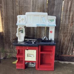Toy Kitchen 