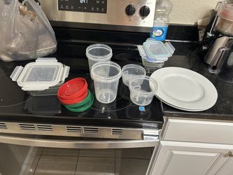 Glass And Plastic Tupperware And 2 Amazon Basic Plates 