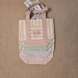 Trader Joes Totes x4
