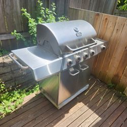 Free Grill - BHG 4 burner