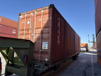 Tall 40' High Cube Container for Storage — 9'6" Height, Wind & Watertight | Phoenix Delivery