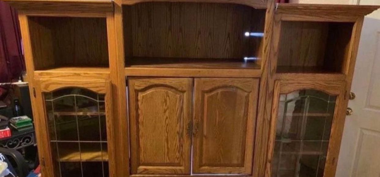 Oakwood Tv Entertainment Center