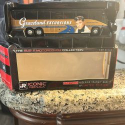 Elvis Bus Replica 