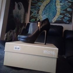 Michael Kors Shoes 