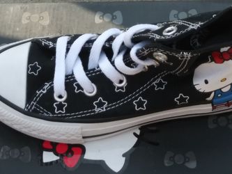 Size 12 kids Hello kitty Converse