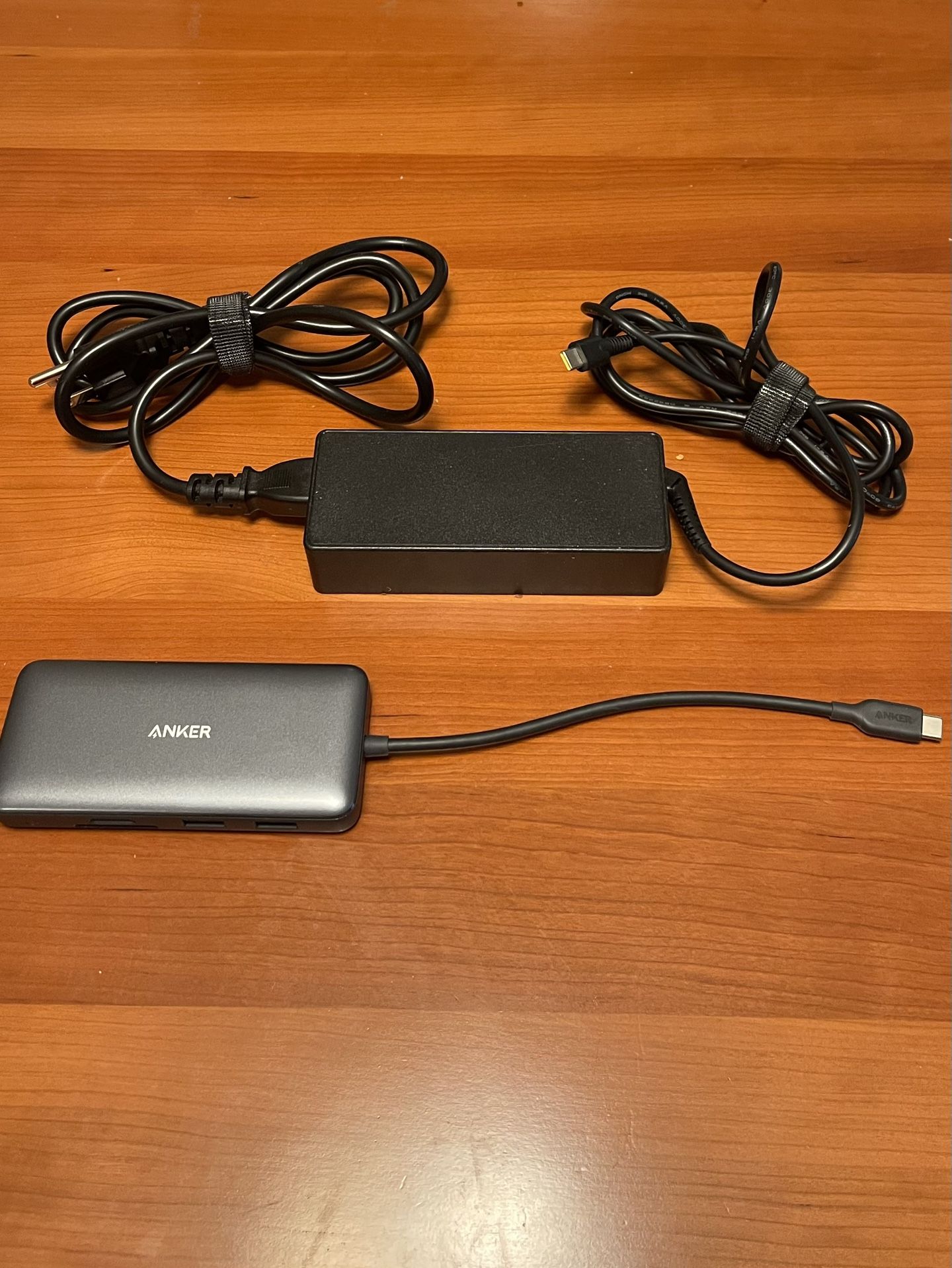 Anker laptop docking station and 100W power supply USB-C