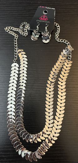 Paparazzi Silver Necklace