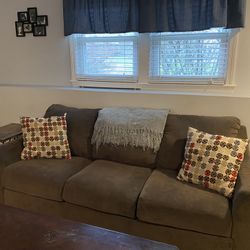 Matching Sofa, Loveseat, and Rocker