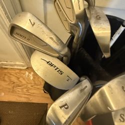 Golf Clubs 
