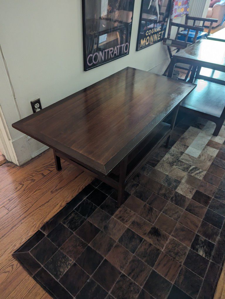 Coffee Table & End Tables (2)