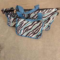 Print Travel Bag & Matching Makeup Bag